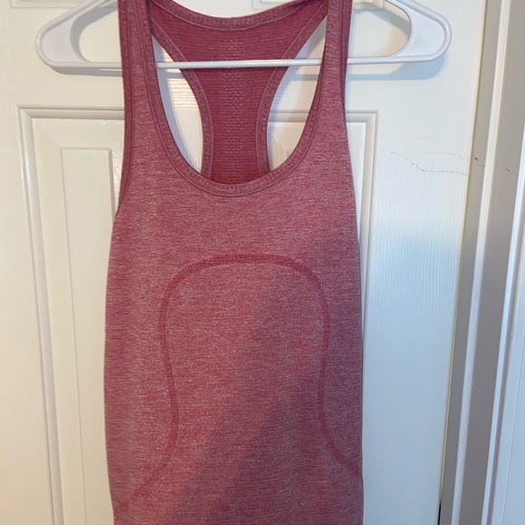 Lululemon tank top - Picture 1 of 2